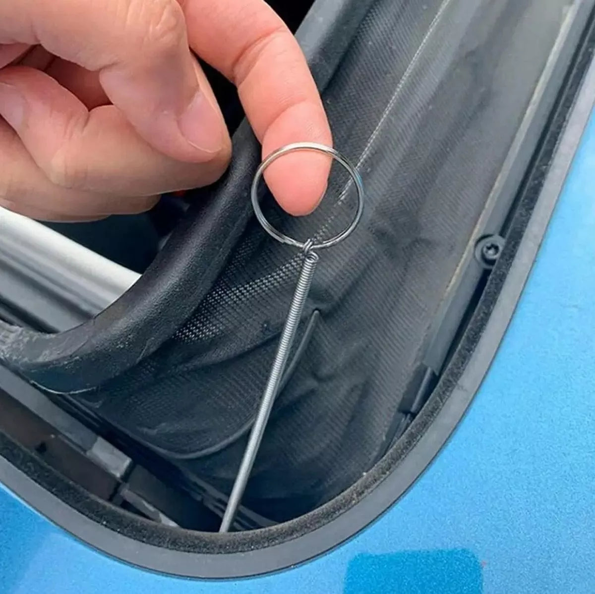Flexibilní kartáček na čištění trubek