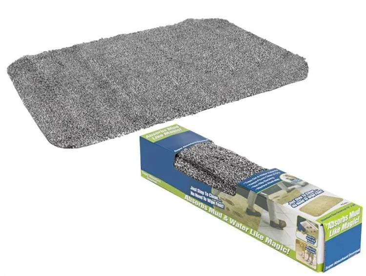 Rohožka ke dveřím absorbující bláto a vodu
