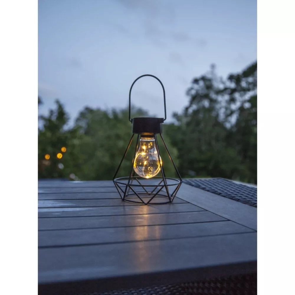 Solární LED lampa „Edison“ nabíjená sluneční energií