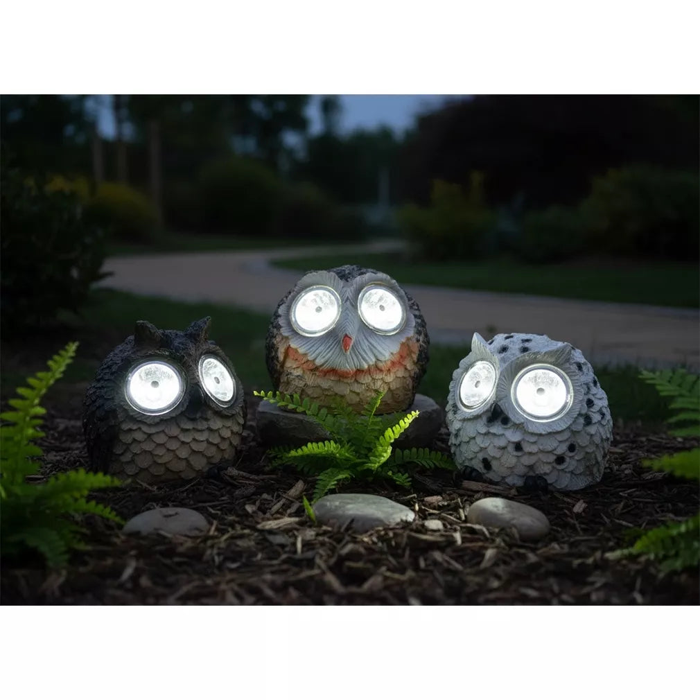 Solární zahradní lampa „Sova“ nabíjená sluneční energií
