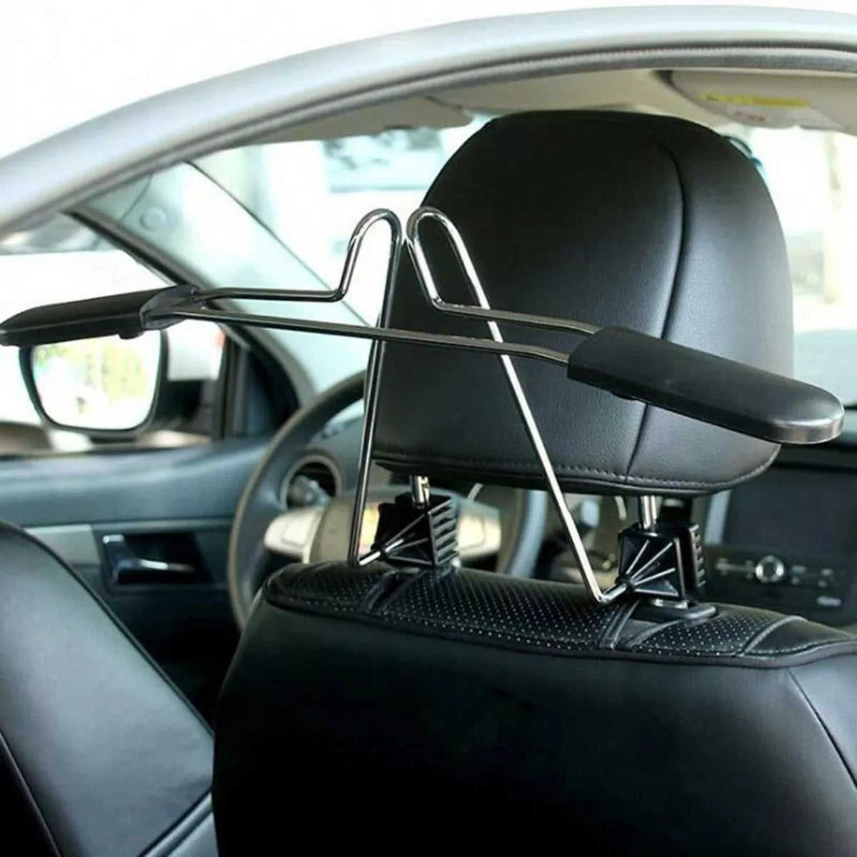 Chromovaný automobilový podvozek