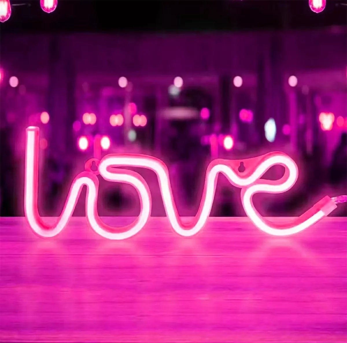 LED dekorativní lampa "LOVE"