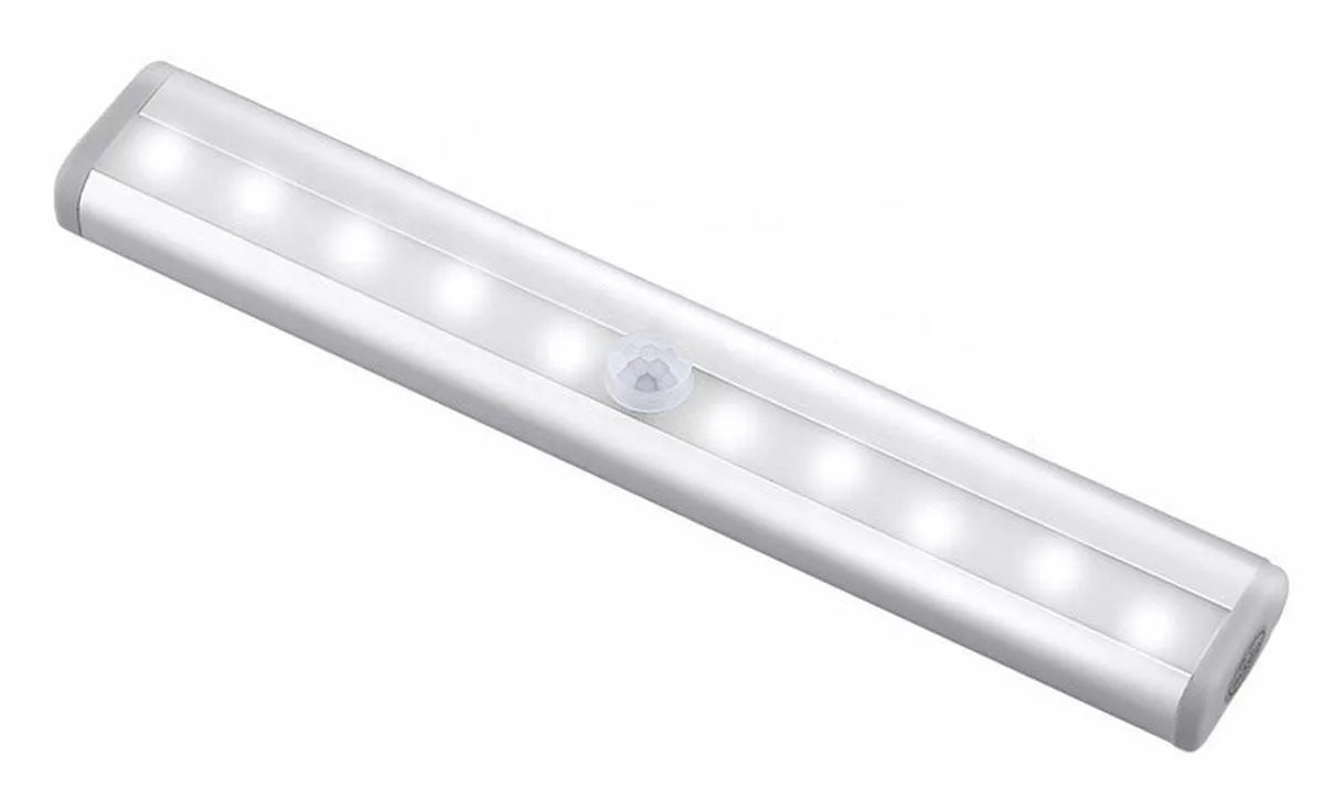 LED lampa s pohybovým senzorem
