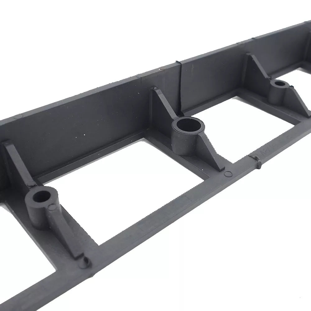 Plastový obrubník 45 x 24 ks.