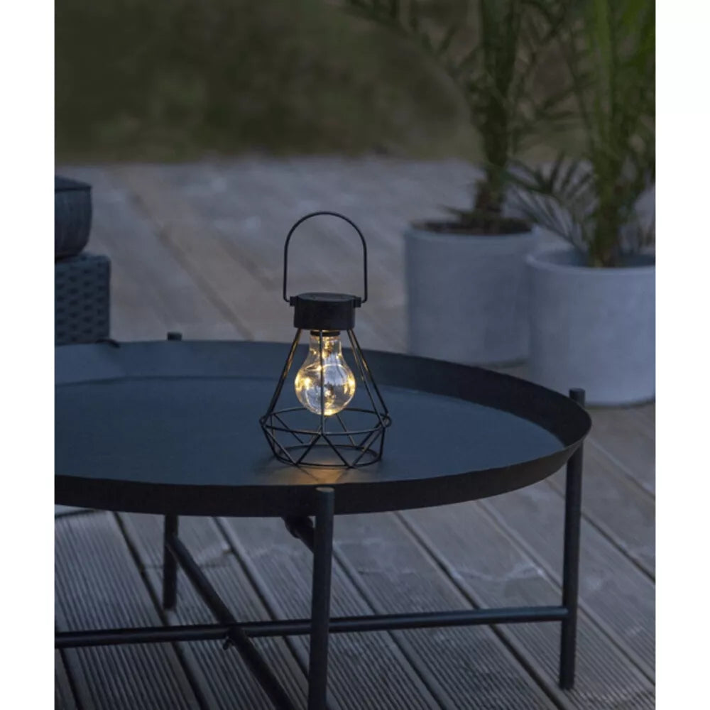 Solární LED lampa „Edison“ nabíjená sluneční energií
